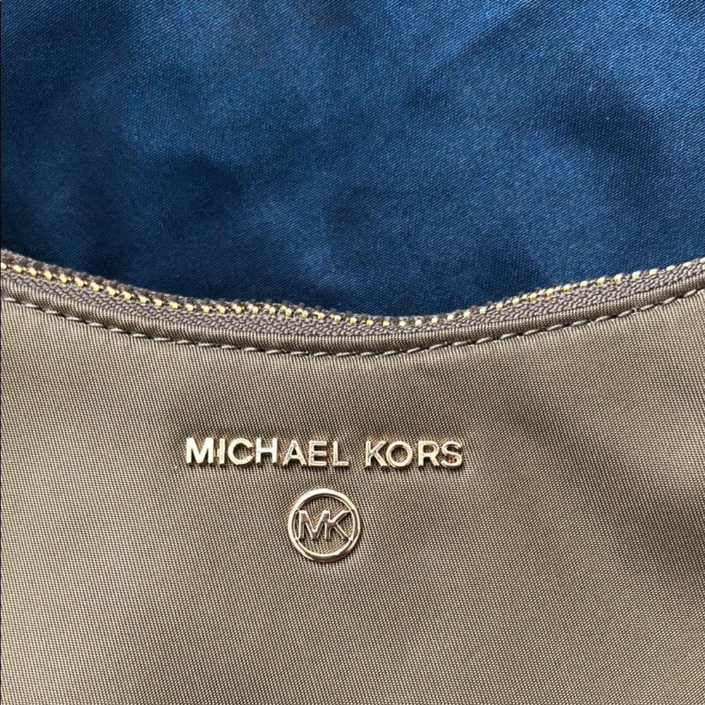 Michael Kors Army Green Two-Way Shoulder Bag - Picture 3 of 9